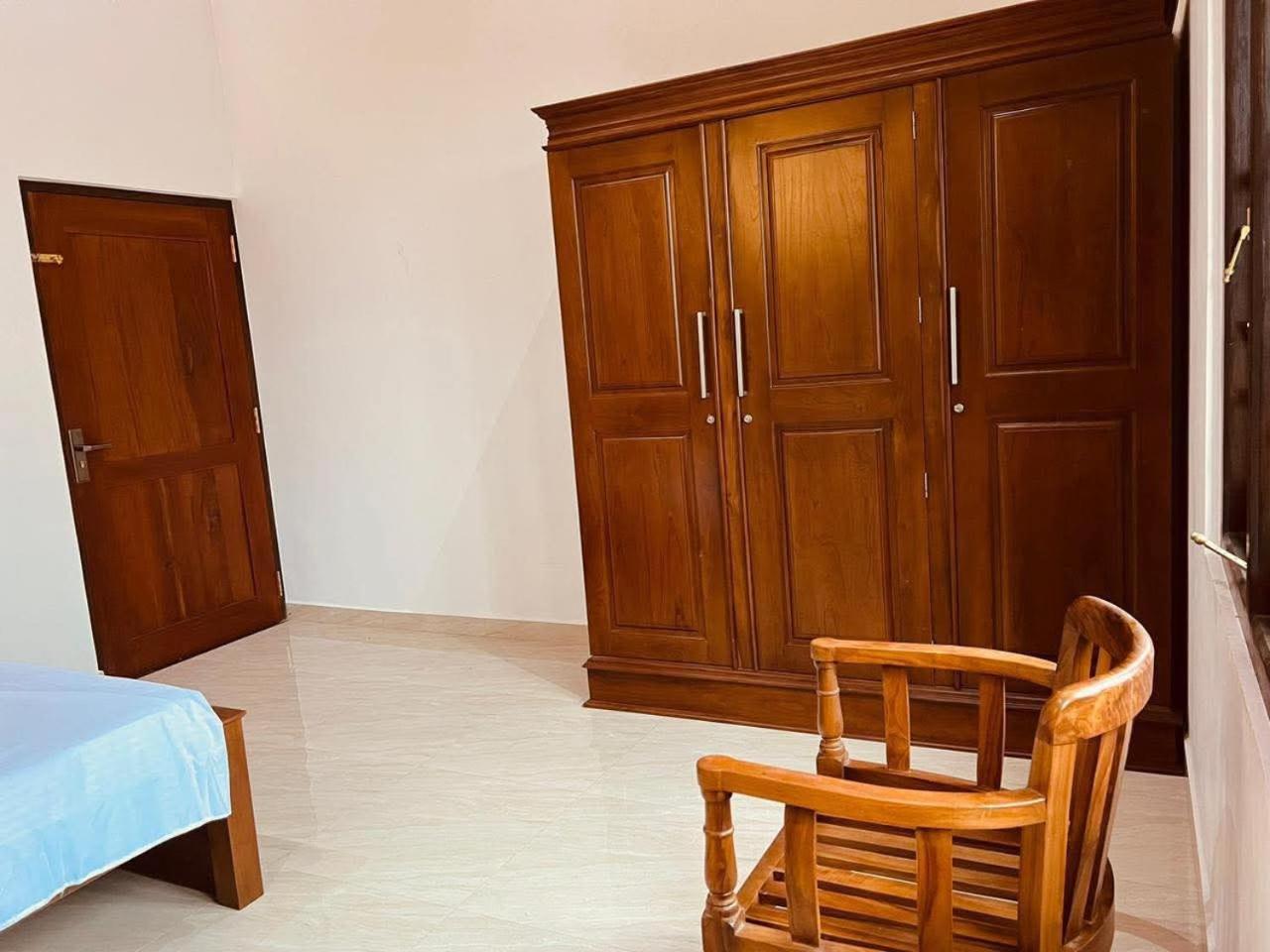 Ahasna Airport Villa Negombo Esterno foto